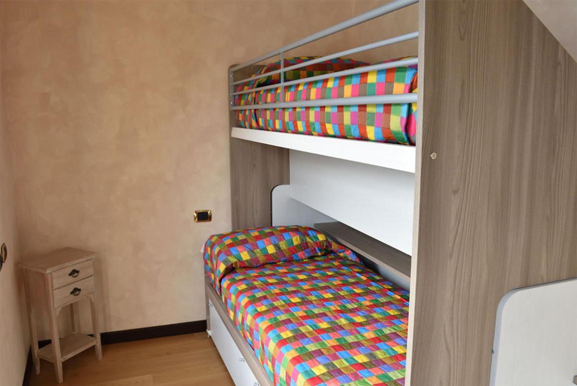 Bellagio Lakeside Apartment Екстер'єр фото