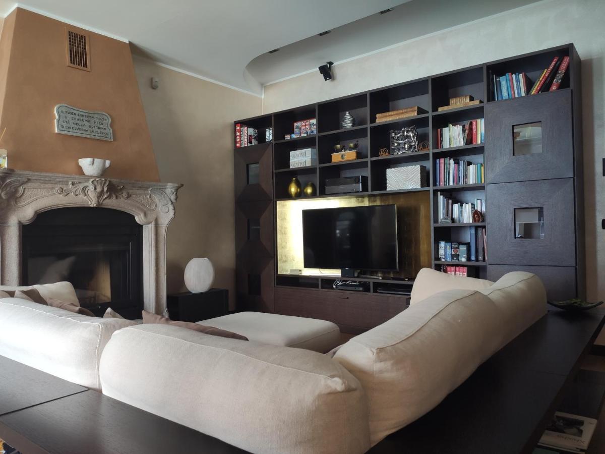 Bellagio Lakeside Apartment Екстер'єр фото